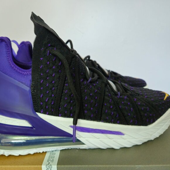 Lebron 18 Lakers colorway Basketball shoes mens size 9.5 LIKE NEW CONDITION - Picture 2 of 13